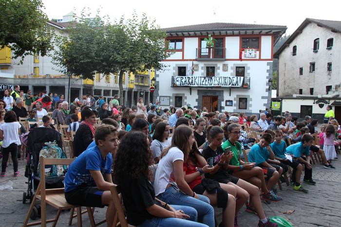 Irurako jaiak 2016 19 1475143406112