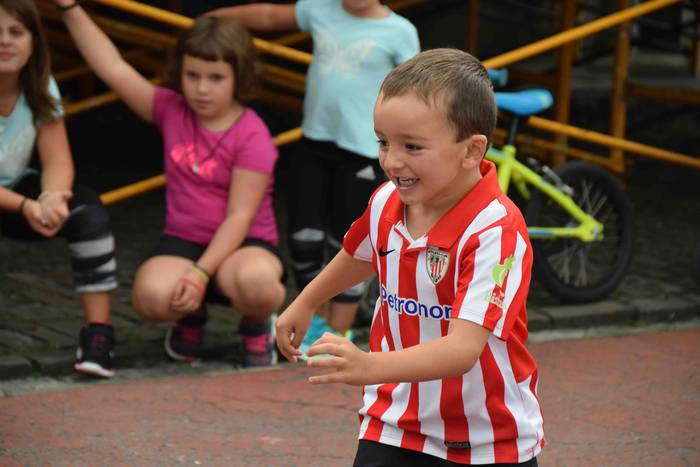 Bidaniko festak 2018 suziria 60 1535046032505