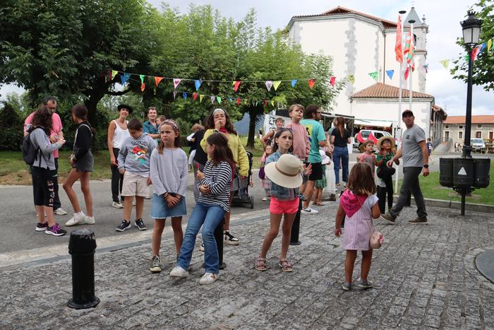 Berrikuntzaz beteriko andramariak, Orendainen