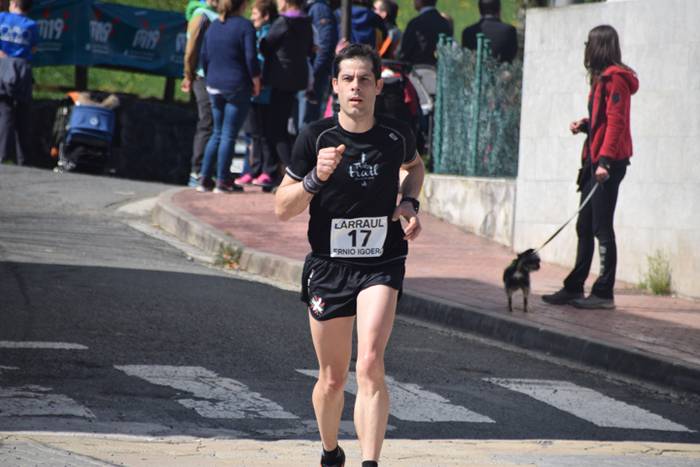 Hassan Ait Chaou eta Maitane 117 1489934245299