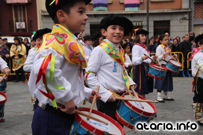 Zaldunita bezperako haur danborrada 109 1454785369902