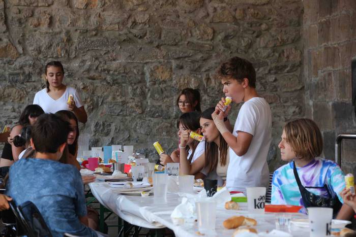 Uzta giro, irura bizi elkart 11 1656772769813