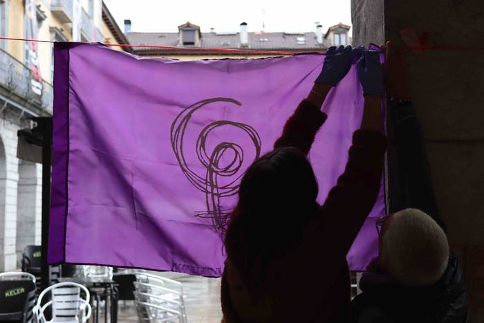 “Plazak aldarriz betetzeko”  32 1591530823860