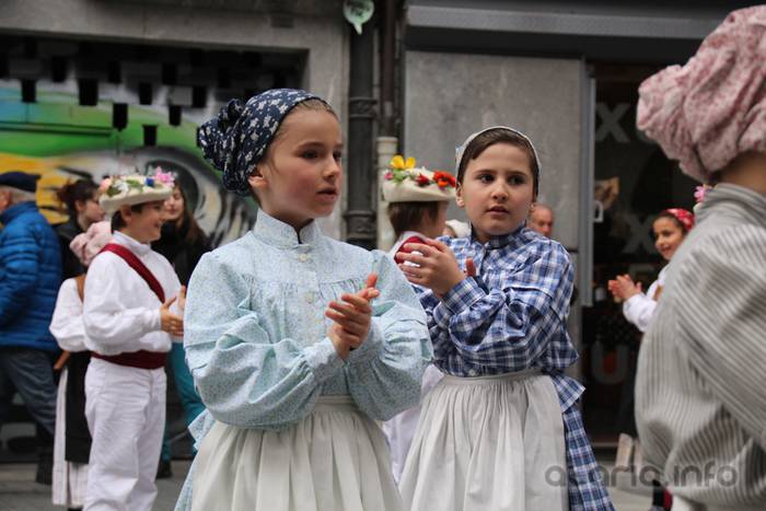 Dantzari Txiki eguna Tolosan 2016 17 1458400061961