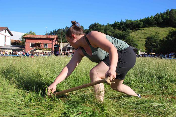 Asteasuko lagunarteko herri  76 1656445505140