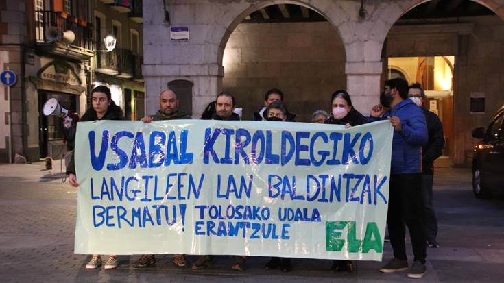 Kiroldegiko langileek protesta egin dute