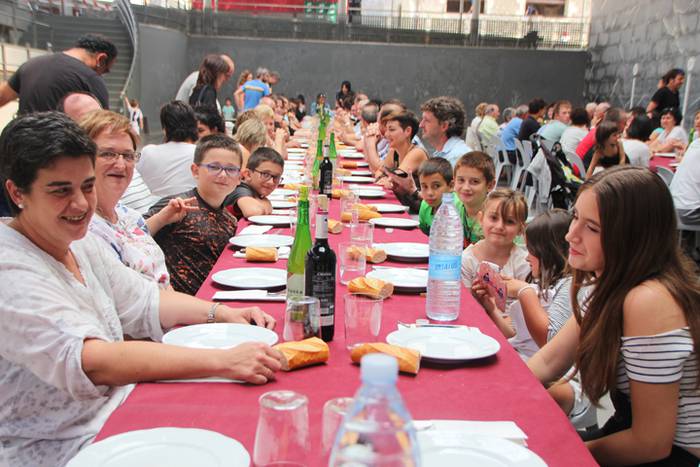 Txekor usainak bilduta 1 1502030989397