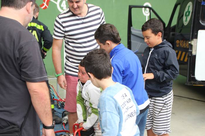 Erreskate lanetan aritu dira 53 1501937788786