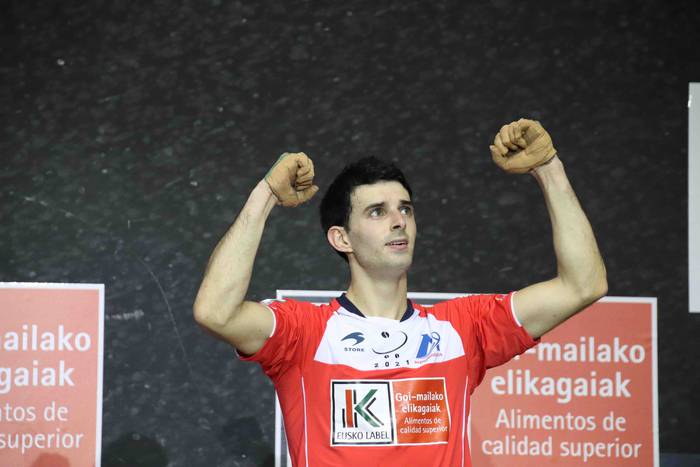 Hirugarren txapela etxera 46 1636921971417