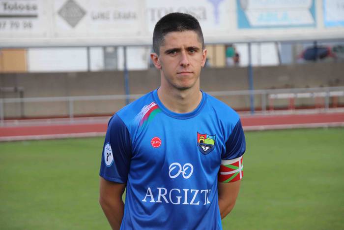 Tolosa CF-ko gizonezkoen fut 4 1662145463500