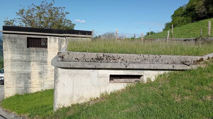 Abian dira Gazteluko ur deposituaren zaharberritze lanak