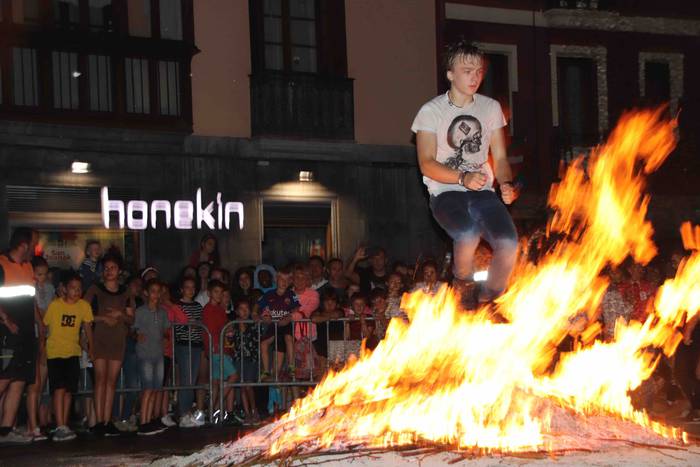 Suak argitu du urteko gaurik 37 1561330823086