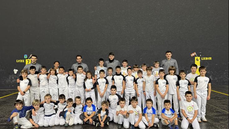 Pilotari lotutako herria