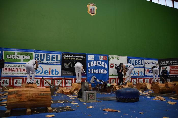 urrezko banakako aizkola txa 47 1619876612952