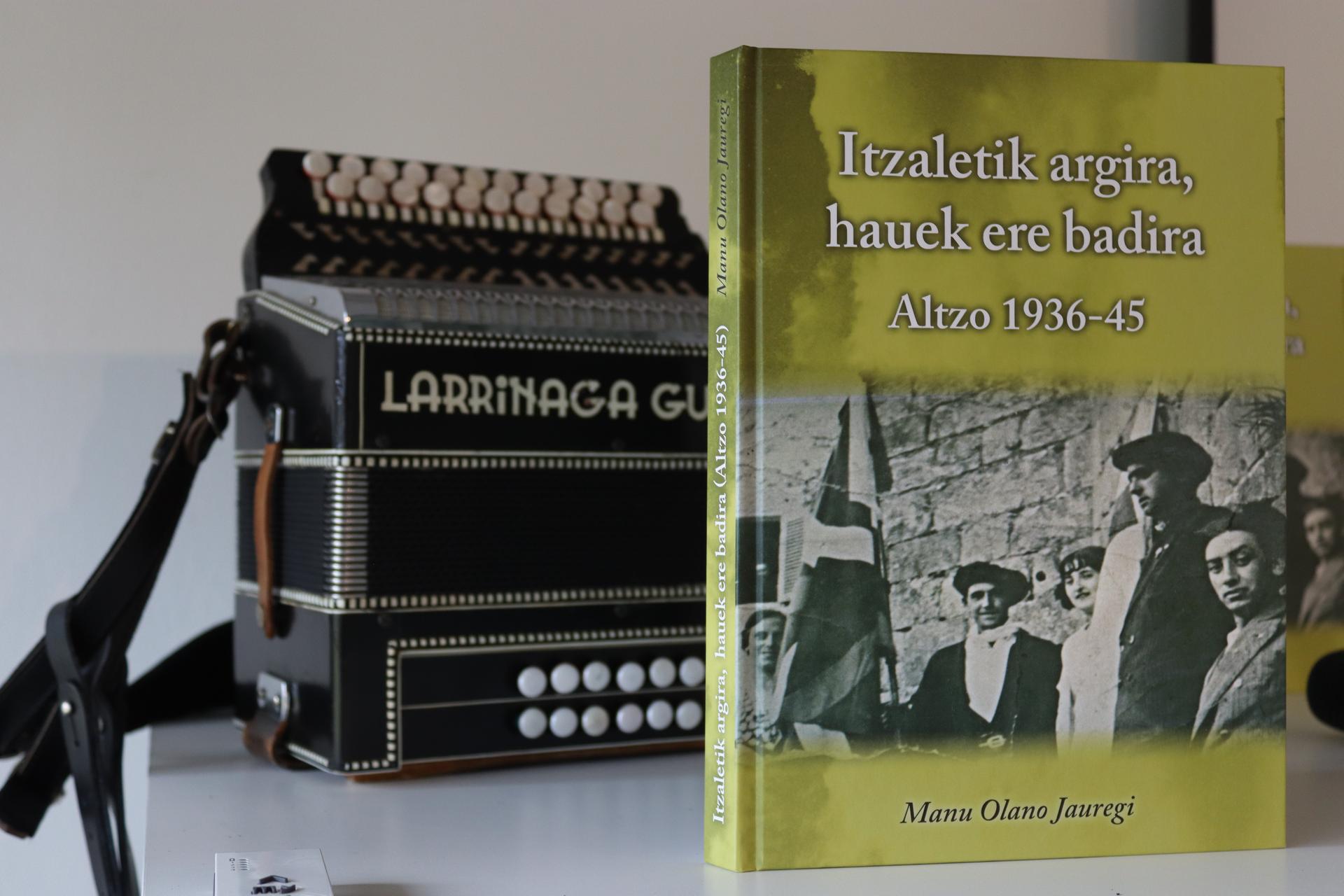 Altzo gerraren zurrunbiloan