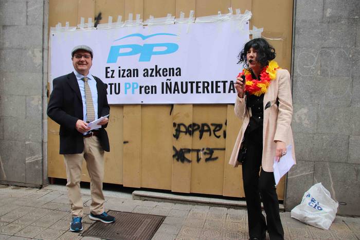 Konpartsa eta mozorroak Zald 37 1645972624547