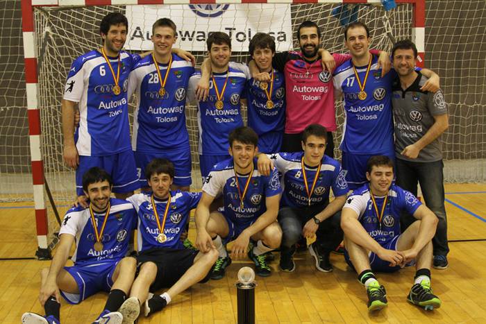 tolosa eskubaloia igoera 2016 4 83 1464535638122