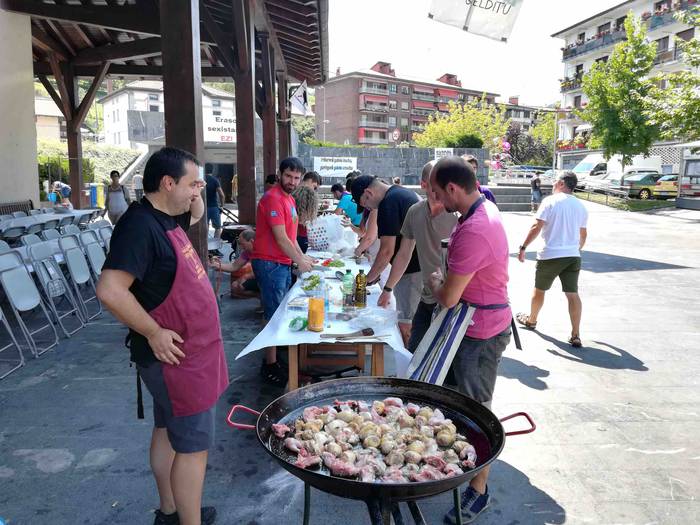 Paellaren bueltan, dozena ba 1 1533998639270