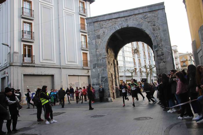 Uzturreko gurutzea lapurtu z 165 1577814043237