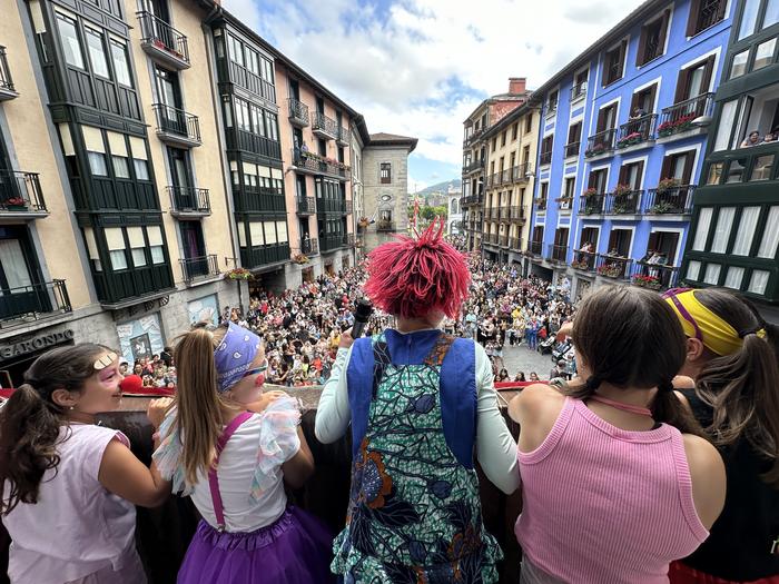 Sanjoanetako txupinazoa nork bota proposatu eta erabaki ahal izango dute tolosarrek