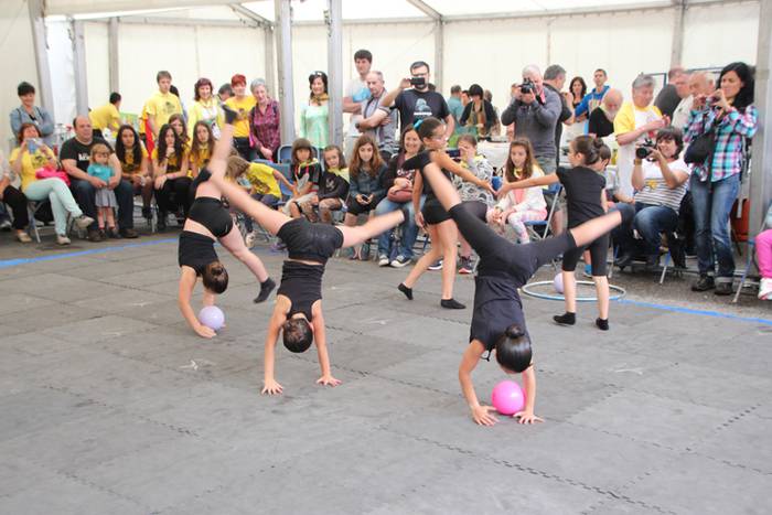 Auzo giroa mantenduz Amarotzen 37 1467476656995