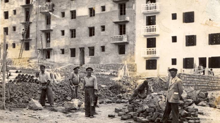 Izaskun, bizilagunek eraikitako auzoa