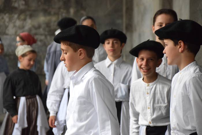 Dantzari Txiki Tolosa 2022 16 1649508645264