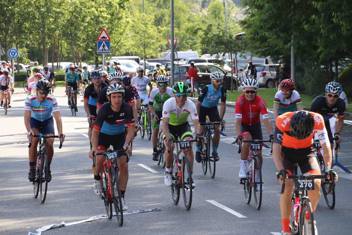 Gurpil gainean, Abraham Olan 2 1559486996806