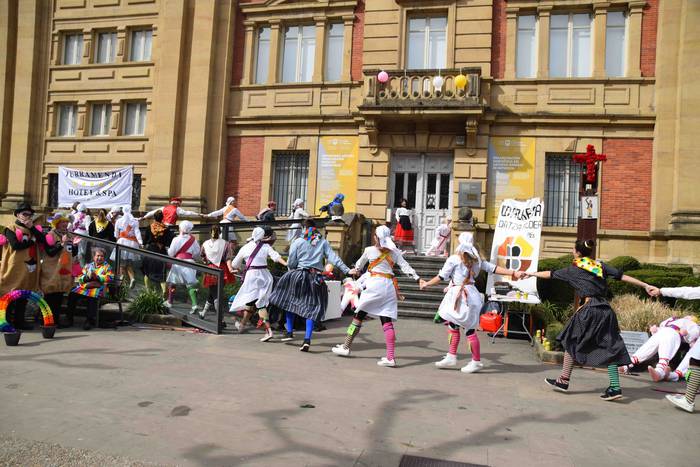 Zaldunita 2019. Karrozak eta 86 1551627305480