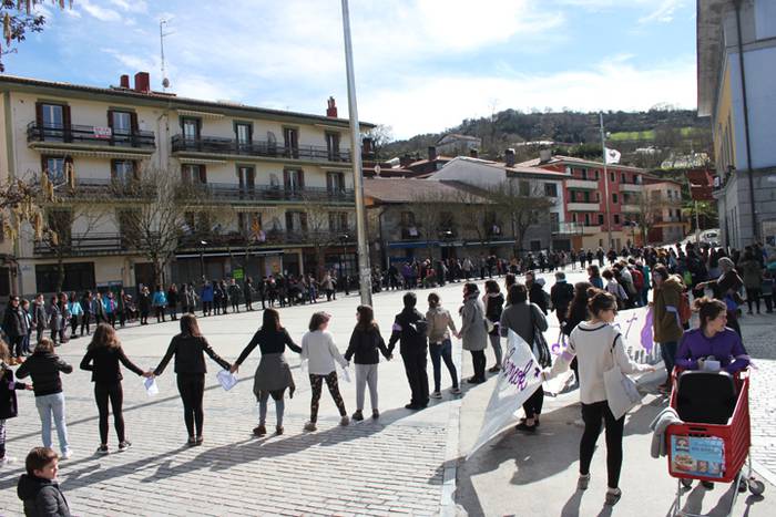 Herria osoan entzun dira ema 10 1520515543377