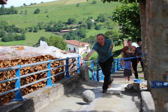 Bolo eta toka txapelketekin  17 1561204027867