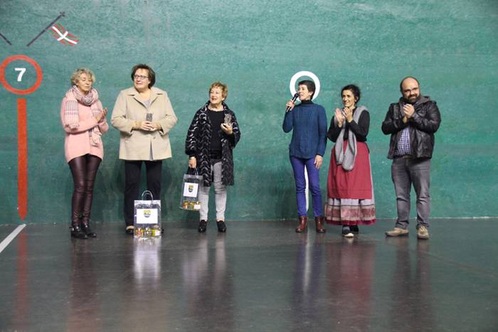 Emakume, raketista eta profe 69 1511035412358