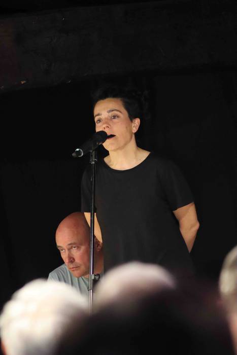 Giro onean agurtu dituzte Sa 11 1652029572340