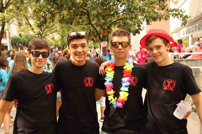 Kalean gora eta behera, kuad 31 1564506805432