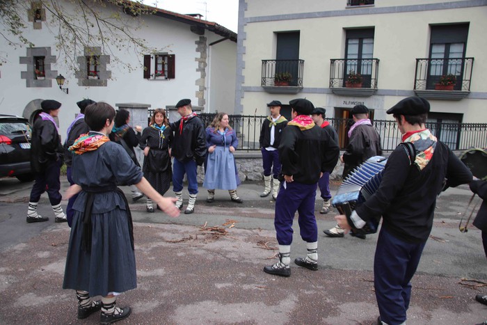 Amasarrak gaztetzen dituen eguna - 30