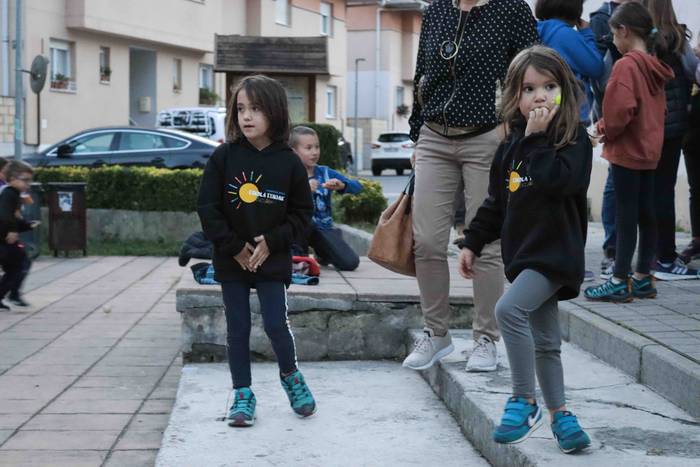 Eskola Txikien Festako logo  5 1668190193531