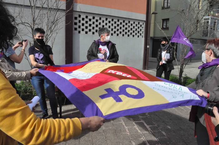 «Eta zu zer zara, zubi ala h 62 1613829789224