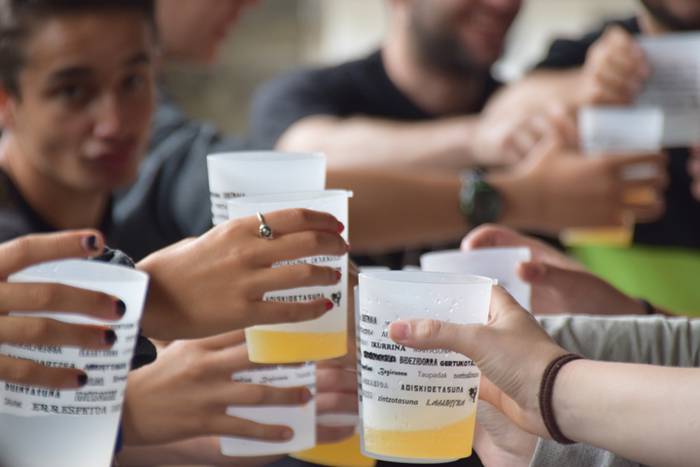 Irurako gazteak herriari bizia ematen 19 1469283788447