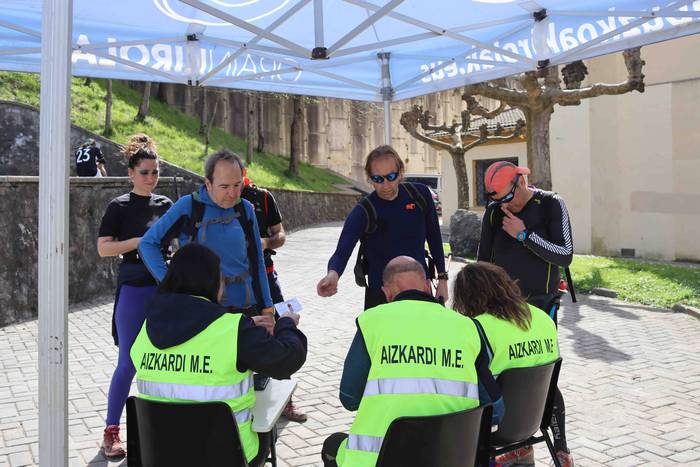 Aizkardi mendi martxa izan d 18 1648391809760