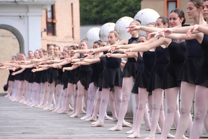 Barandari helduta dantzan 12 1523801304446