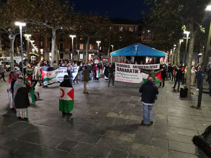 Elkarretaratzea, Sahara 15 1605725163102