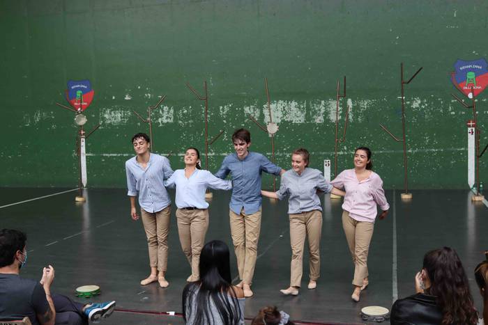 'Maurizia naz', Aukeran dant 30 1601216093794