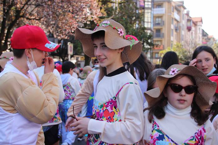 Aisialdi taldeak Astelenitan 84 1646056999842