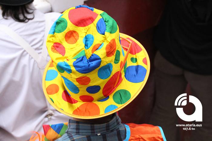 Zezenak adarrak okerrak ditu 64 1488277531568