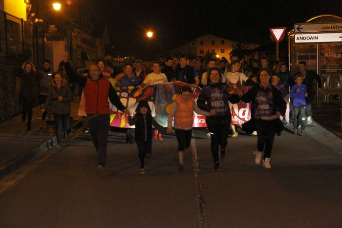 21. Korrika, Villabonan, Iru 80 1555163972595