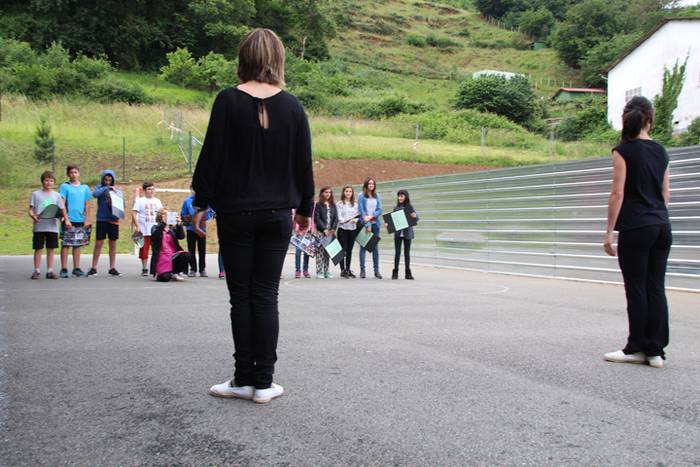 Irurako 6. mailako ikasleei omenaldia 15 1466159807959