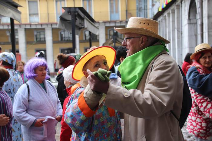 Dianak esnatu du Zaldunita 71 1551613170340