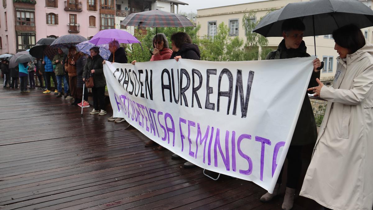 Iruñeko erailketa matxista salatu dute