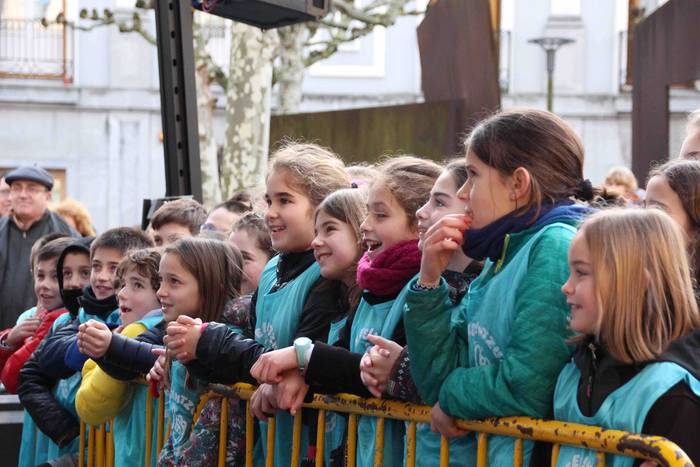 Errespetua da garrantzitsuen 13 1547903325961