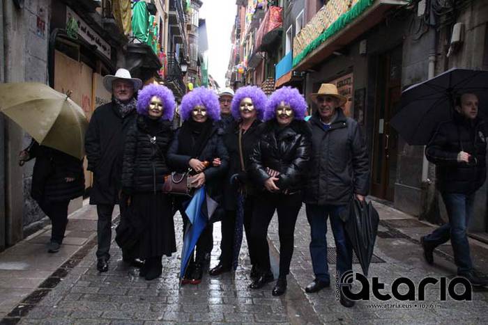 Ohikotik ere badu Zaldunita  14 1518276260365